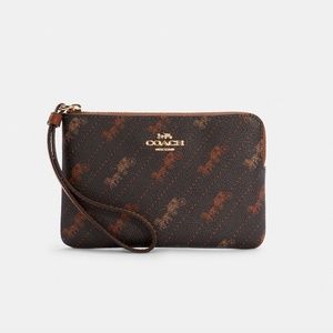 NWT Coach Zip Wristlet in Horse and Carriage Print